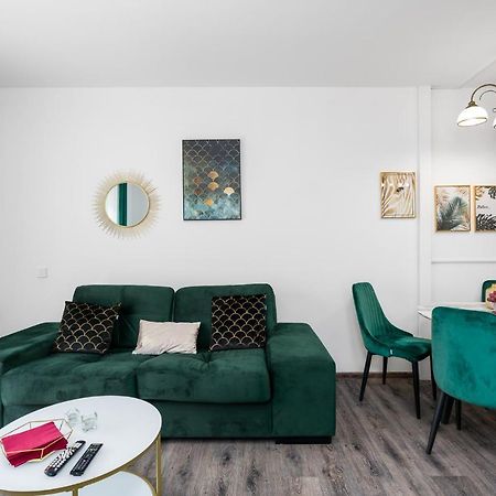 Sleepway Apartments- Garbary 100-46 بوزنان المظهر الخارجي الصورة