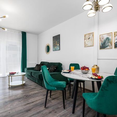 Sleepway Apartments- Garbary 100-46 بوزنان المظهر الخارجي الصورة